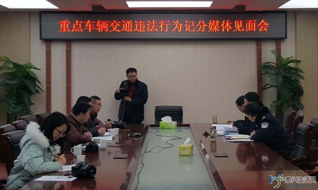 QQ��ͼ20170216185455.jpg