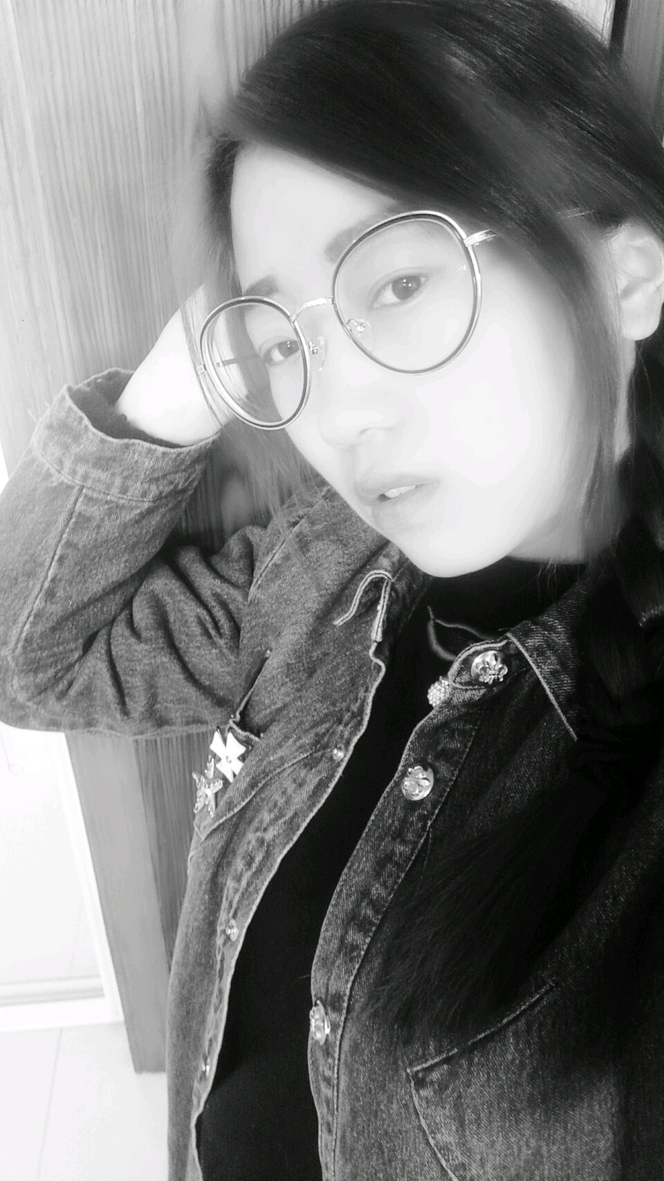 PLU4W6NF90jy.jpg